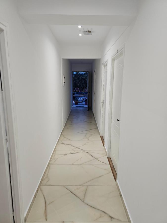 Vila 31 Саранда Экстерьер фото